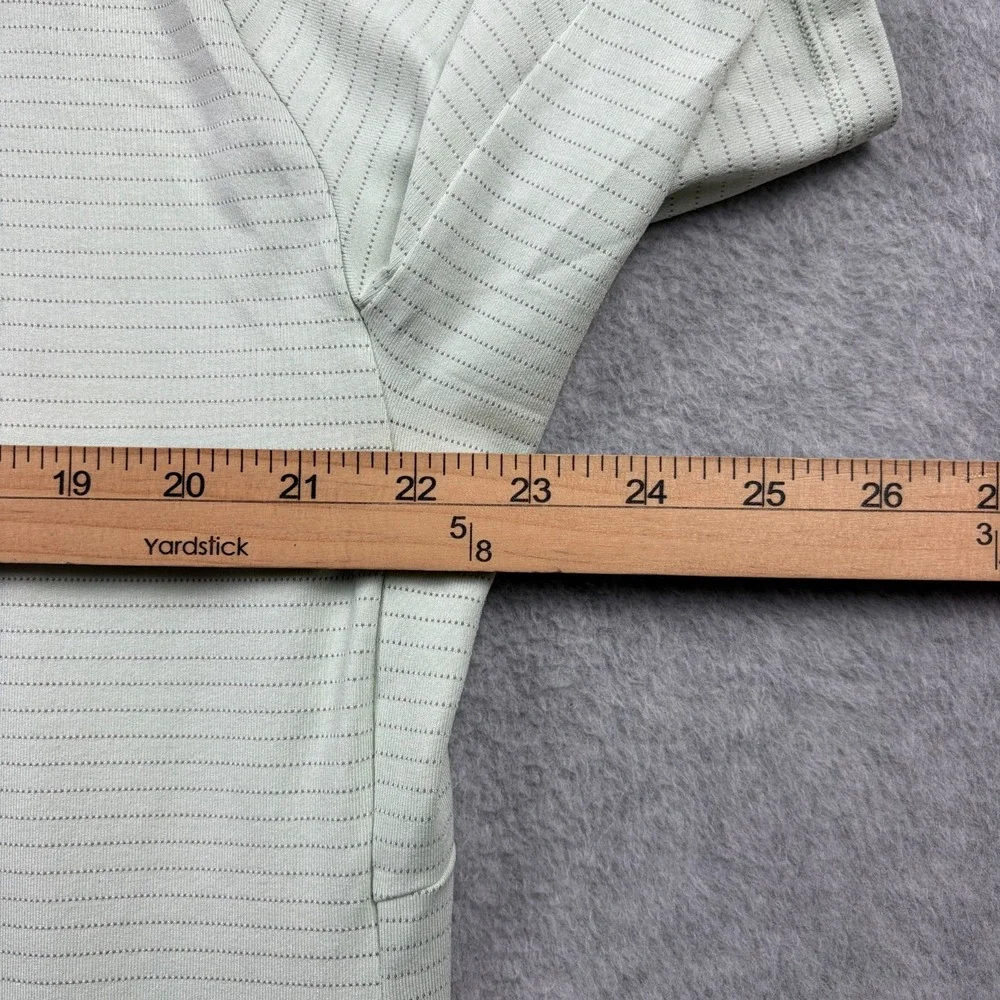 Lululemon Drysense Shirt Mens 2XL Green Short Sleeve Curve Hem Stretch Gym Tee